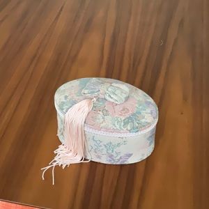 Victoria’s Secret make up box